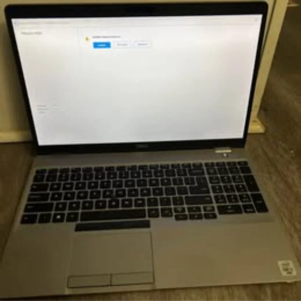 Windows 11, Intel 10th Gen, 256GB M2 SSD, 8 GB PC4 RAM Dell precision 3550